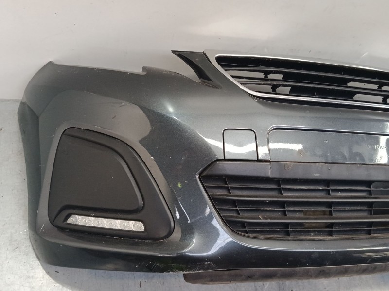 Recambio de paragolpes delantero para peugeot 108 1.2 referencia OEM IAM 521190H150  