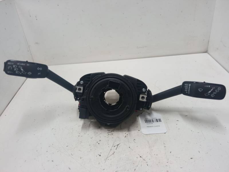 MANDO LUCES 2Q0953521AB 
