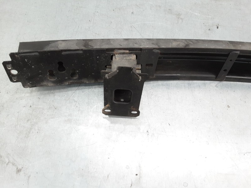 Recambio de refuerzo paragolpes delantero para land rover discovery iii (l319) 2.7 td 4x4 referencia OEM IAM   