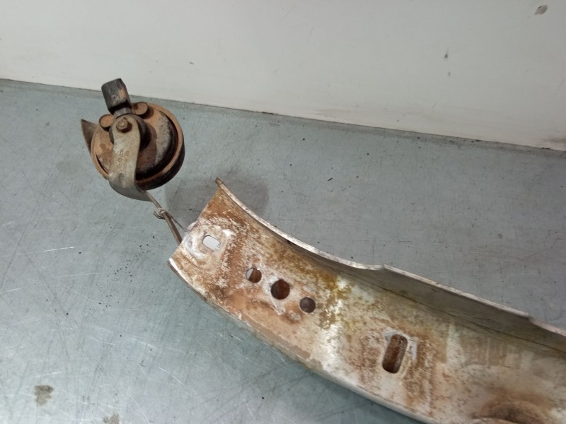 Recambio de refuerzo paragolpes delantero para audi a4 b6 (8e2) 2.0 fsi referencia OEM IAM   