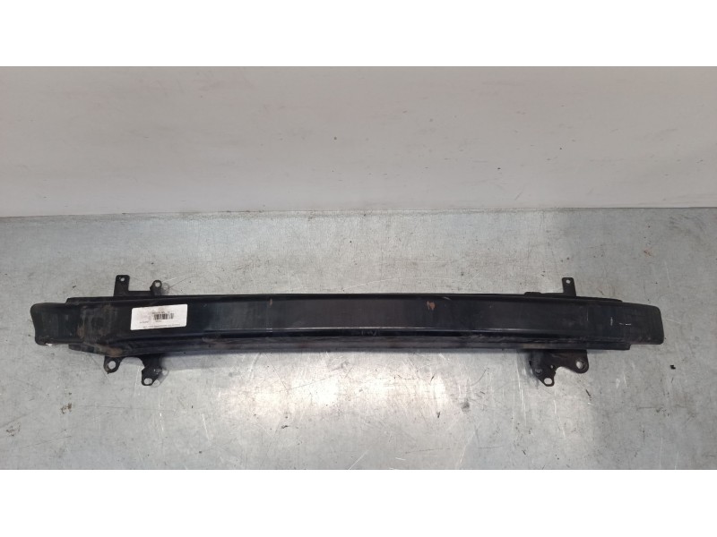 Recambio de refuerzo paragolpes delantero para volkswagen polo iv (9n_, 9a_) 1.4 16v referencia OEM IAM   