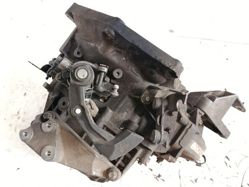 Recambio de caja de cambios manual 6 velocidades para opel vectra c gts (z02) 1.9 cdti (f68) referencia OEM IAM M32019DI 5518662