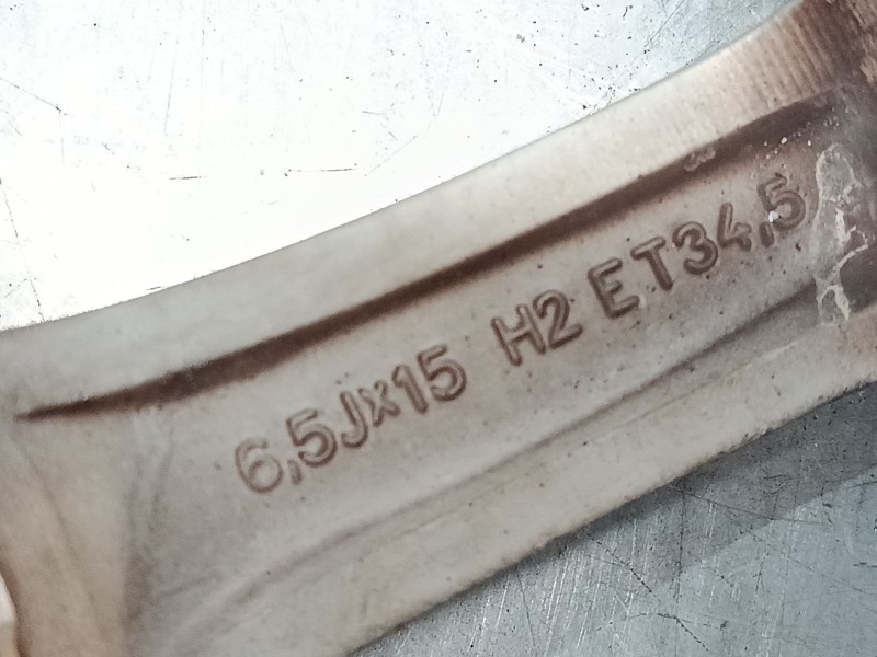 Recambio de llanta alumino 15´´ para smart fortwo coupé (451) 1.0 (451.330, 451.334) referencia OEM IAM 65J15 ET345  