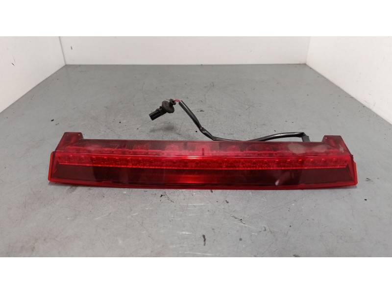 Recambio de luz central de freno para seat ibiza iii (6l1) 1.9 tdi referencia OEM IAM   