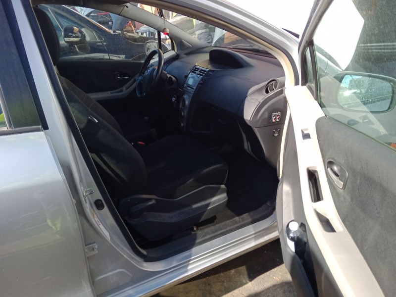 toyota yaris (_p9_) del año 2008