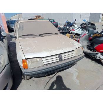 PEUGEOT 205 II (20A/C) de desguace