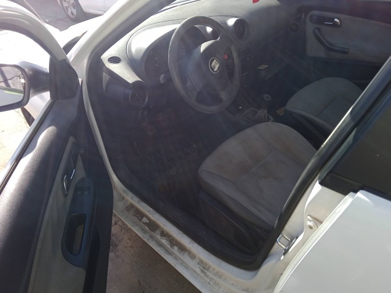 seat ibiza iii (6l1) del año 2004