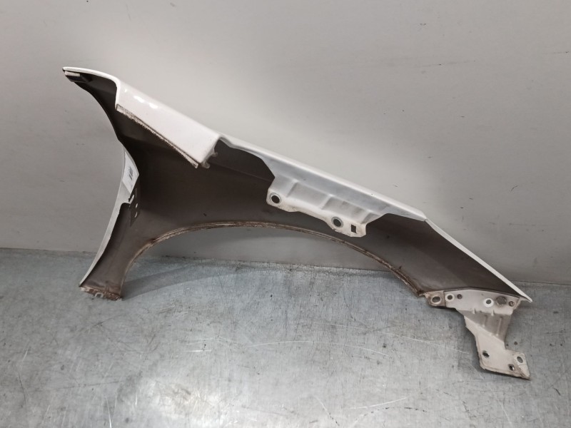 Recambio de aleta delantera izquierda para peugeot 207/207+ (wa_, wc_) 1.6 hdi referencia OEM IAM   