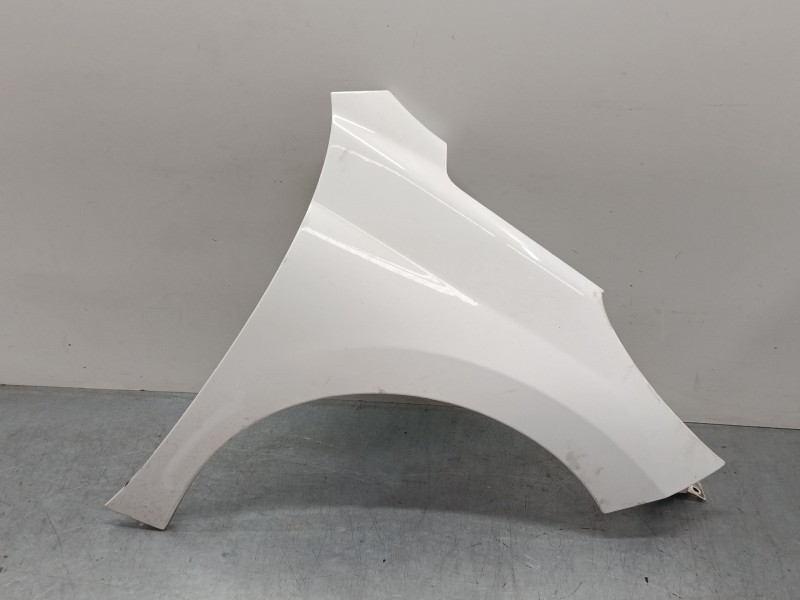 Recambio de aleta delantera derecha para peugeot 207/207+ (wa_, wc_) 1.6 hdi referencia OEM IAM   