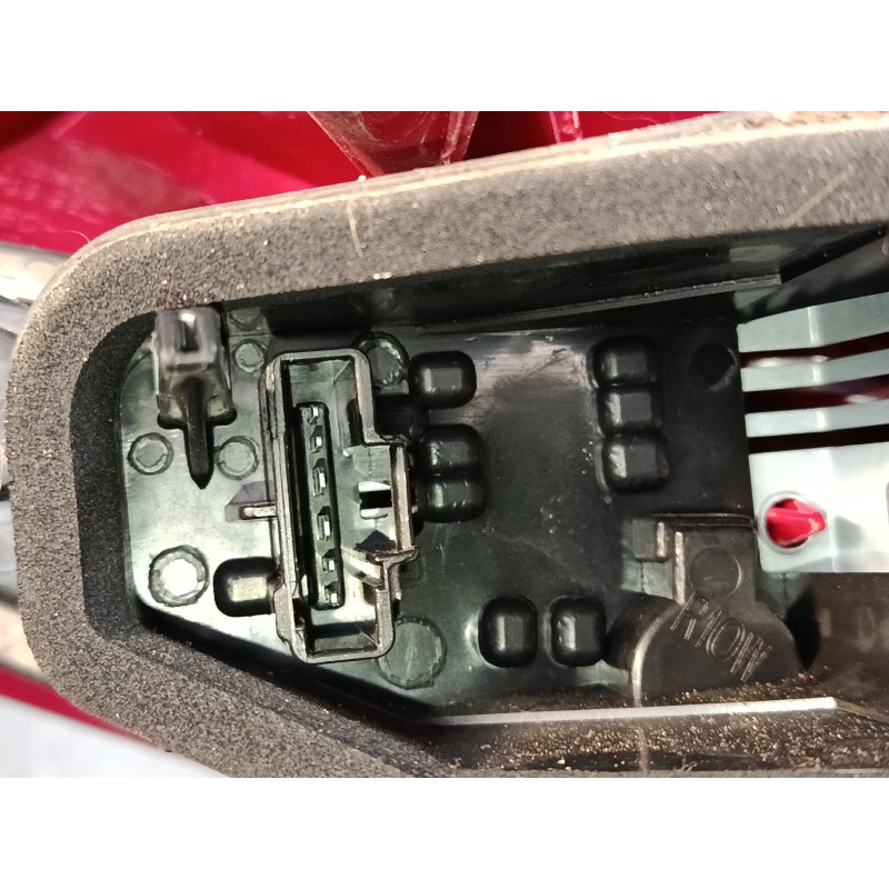 Recambio de piloto trasero izquierdo para peugeot 207/207+ (wa_, wc_) 1.6 hdi referencia OEM IAM VP9PFX13405A  