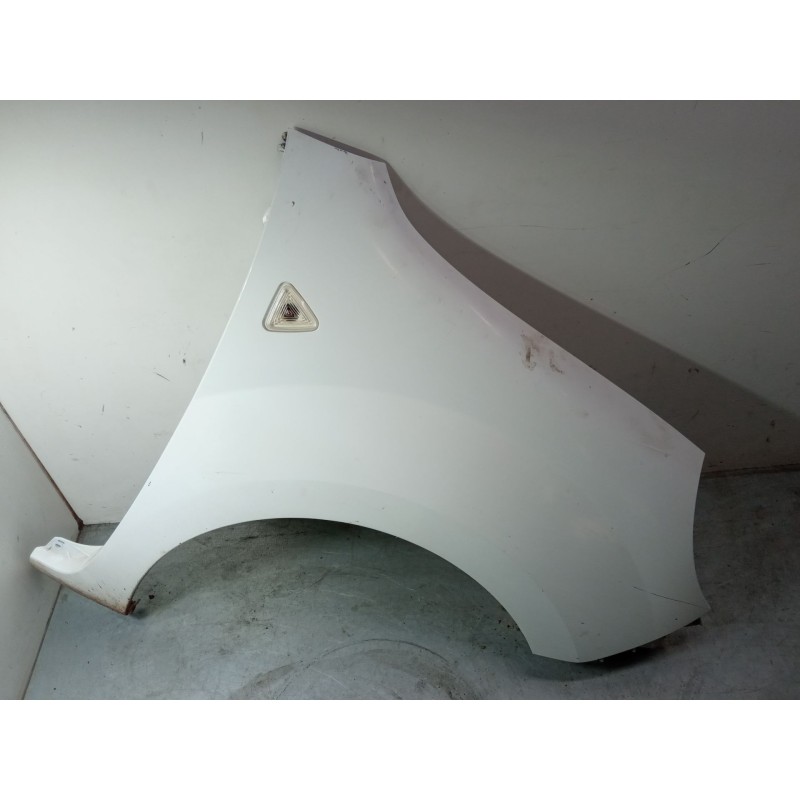 Recambio de aleta delantera derecha para renault kangoo be bop (kw0/1_) 1.5 dci 75 referencia OEM IAM   