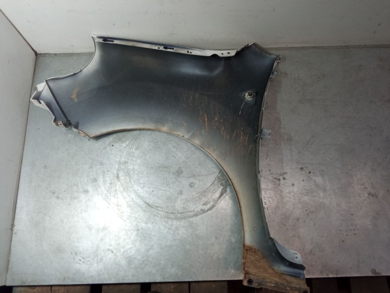 Recambio de aleta delantera derecha para renault kangoo be bop (kw0/1_) 1.5 dci 75 referencia OEM IAM   