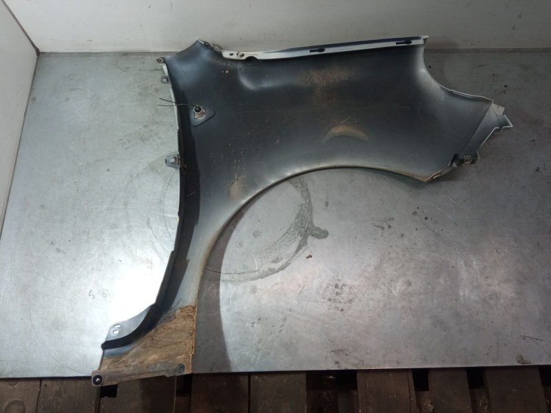 Recambio de aleta delantera izquierda para renault kangoo be bop (kw0/1_) 1.5 dci 75 referencia OEM IAM   