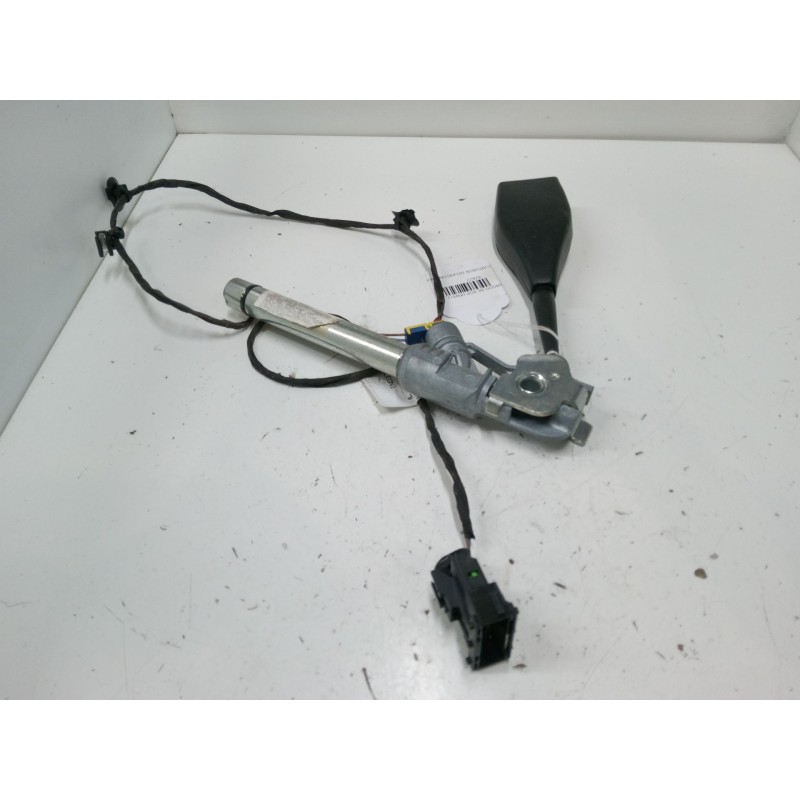 Recambio de anclaje cinturon delantero derecho para renault kangoo be bop (kw0/1_) 1.5 dci 75 referencia OEM IAM   