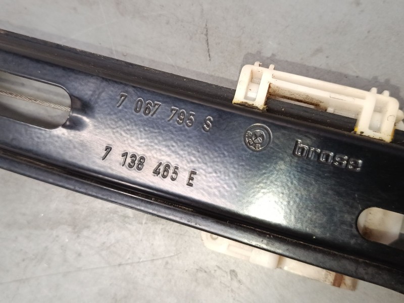 Recambio de elevalunas electrico delantero izquierdo para bmw 1 (e87) 120 d referencia OEM IAM 7067795S  