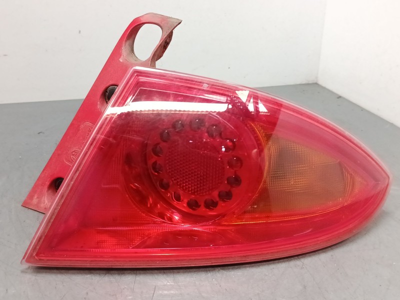 Recambio de piloto trasero derecho para seat leon (1p1) 1.9 tdi referencia OEM IAM   