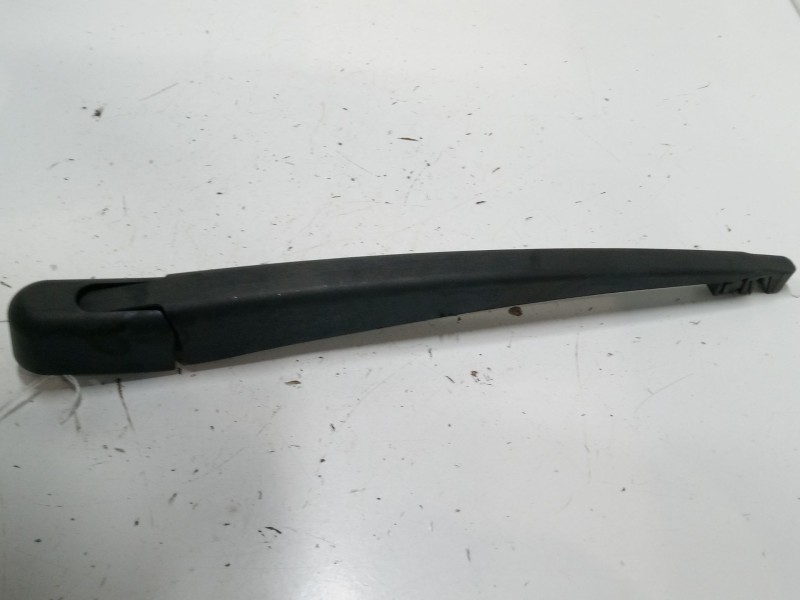 Recambio de brazo limpia trasero para peugeot 207/207+ (wa_, wc_) 1.4 16v referencia OEM IAM   