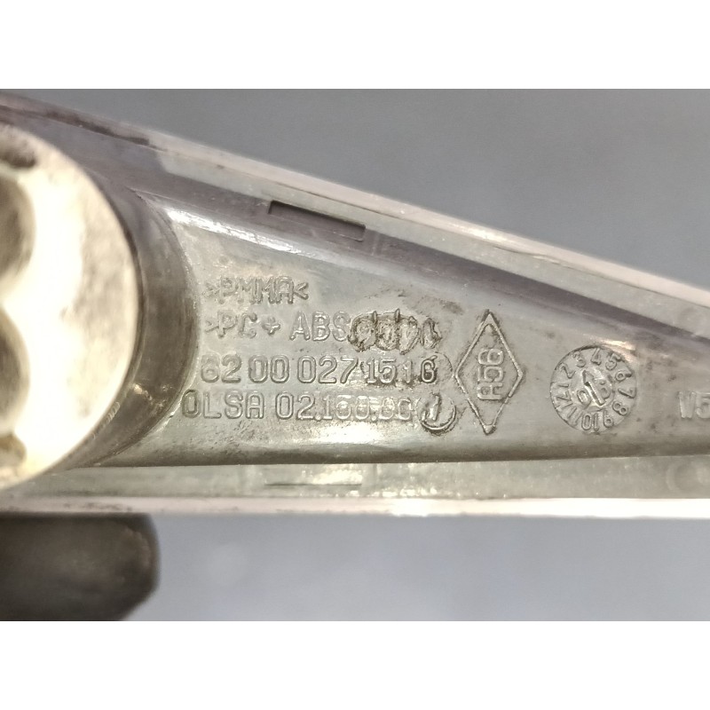 Recambio de intermitente lateral derecho para renault megane ii (bm0/1_, cm0/1_) 1.5 dci (bm1e, cm1e) referencia OEM IAM   