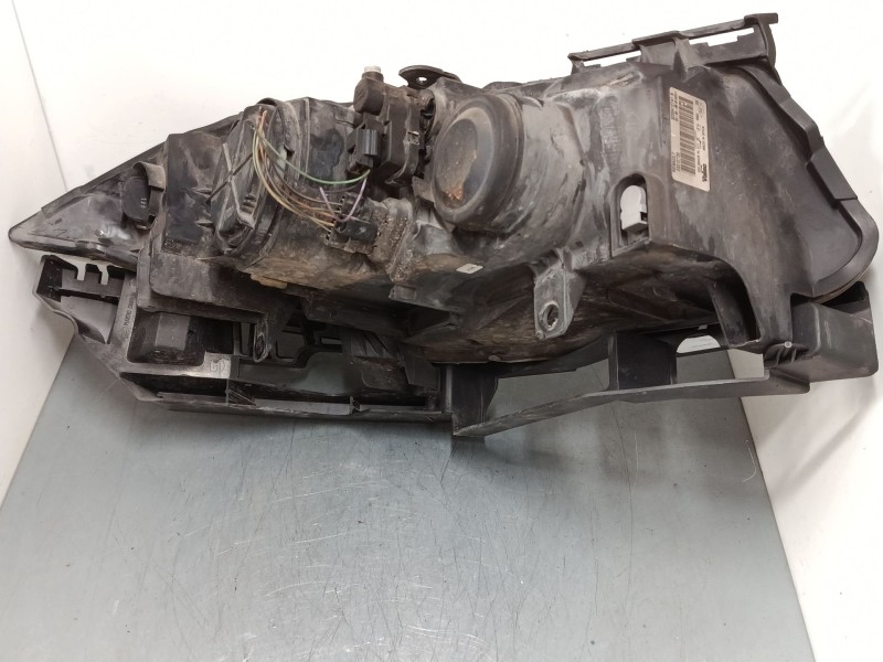 Recambio de faro izquierdo para renault megane ii (bm0/1_, cm0/1_) 1.5 dci (bm1e, cm1e) referencia OEM IAM 8200412741B  