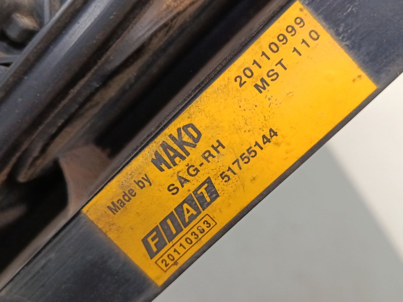 Recambio de piloto trasero derecho para fiat doblo monospace (119_, 223_) 1.4 referencia OEM IAM 51755144  