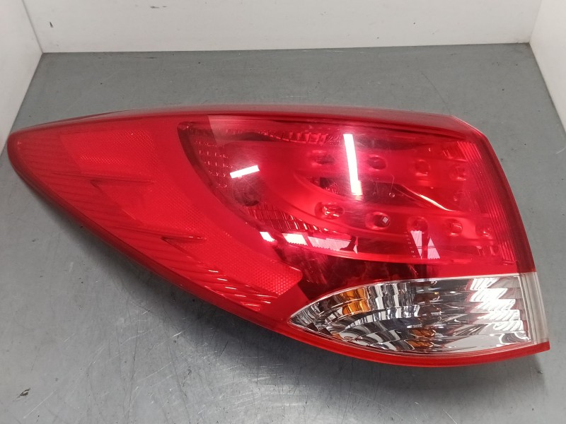 Recambio de piloto trasero izquierdo para hyundai ix35 (lm, el, elh) 2.0 crdi referencia OEM IAM 924012Y0  