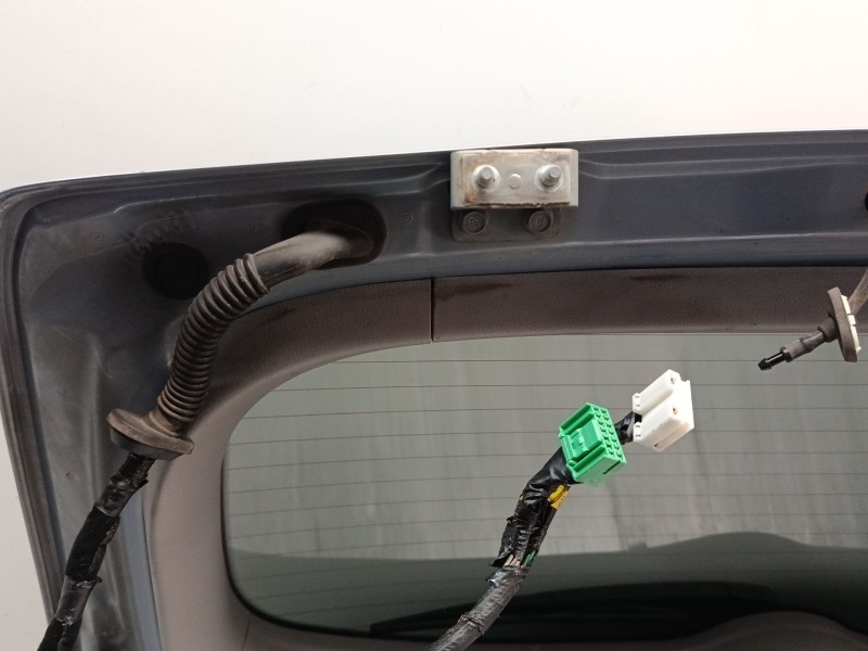 Recambio de porton trasero para hyundai santa fé ii (cm) 2.2 crdi referencia OEM IAM   