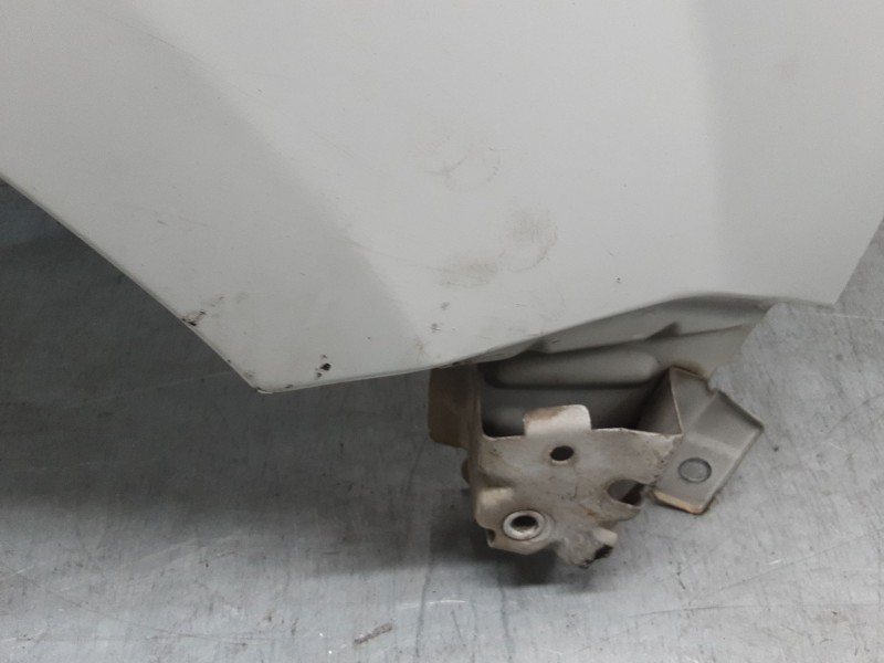 Recambio de aleta delantera derecha para renault kangoo (kc0/1_) d 65 1.9 (kc0e, kc02, kc0j, kc0n) referencia OEM IAM   