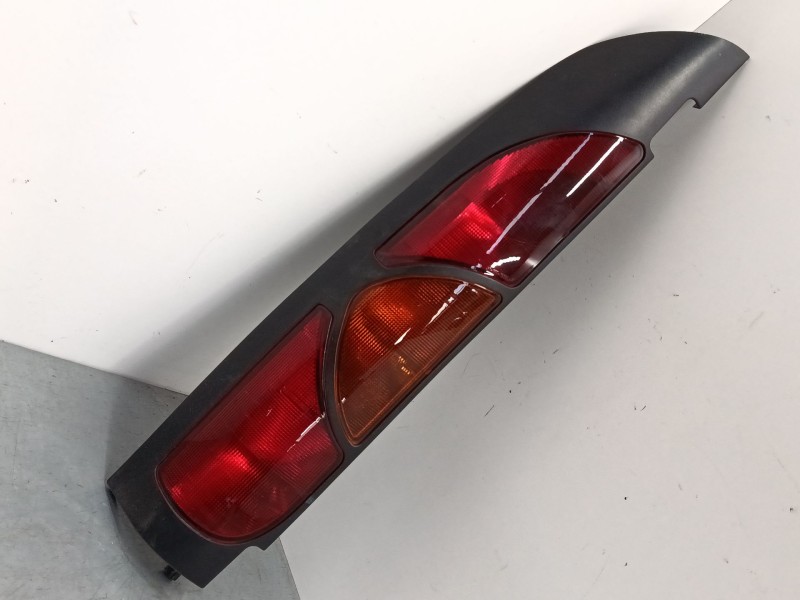 Recambio de piloto trasero izquierdo para renault kangoo express (fc0/1_) 1.2 16v (fc05, fc0w, fc1d, fc1p, fc1k, fc0t) referenci