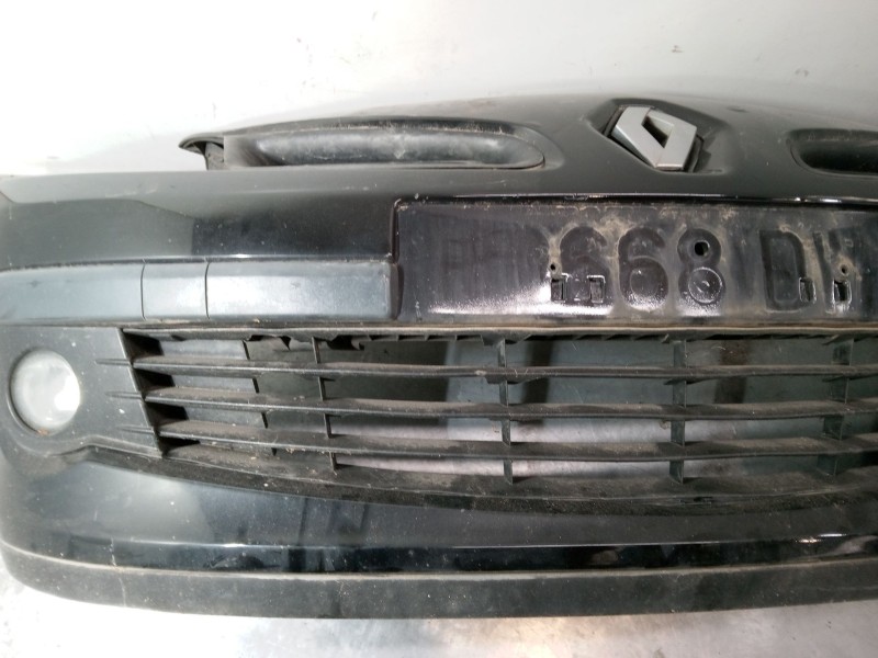 Recambio de paragolpes delantero para renault clio iii (br0/1, cr0/1) 1.5 dci (c/br0g, c/br1g) referencia OEM IAM   