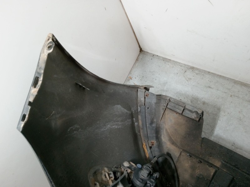 Recambio de paragolpes delantero para renault clio iii (br0/1, cr0/1) 1.5 dci (c/br0g, c/br1g) referencia OEM IAM   