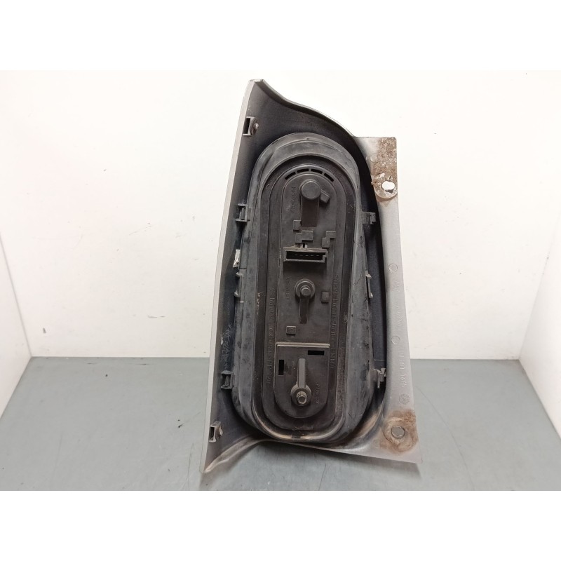 Recambio de piloto trasero derecho para smart fortwo coupé (450) 0.7 (450.352, 450.332) referencia OEM IAM 0011645  