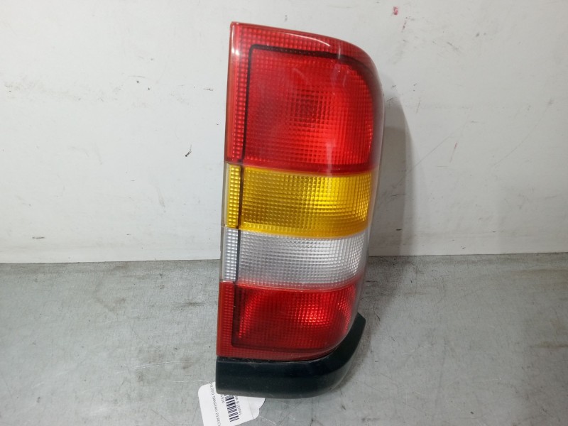 Recambio de piloto trasero derecho para opel frontera b (u99) 2.2 dti (6b_66, 6b_76) referencia OEM IAM   