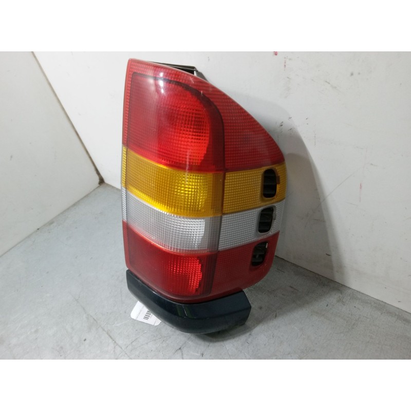 Recambio de piloto trasero derecho para opel frontera b (u99) 2.2 dti (6b_66, 6b_76) referencia OEM IAM   