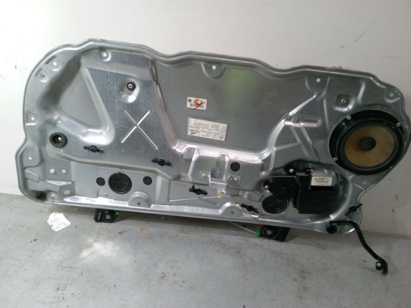 Recambio de elevalunas electrico derecho 3p para volkswagen polo iv (9n_, 9a_) 1.2 referencia OEM IAM 6Q2959801A  