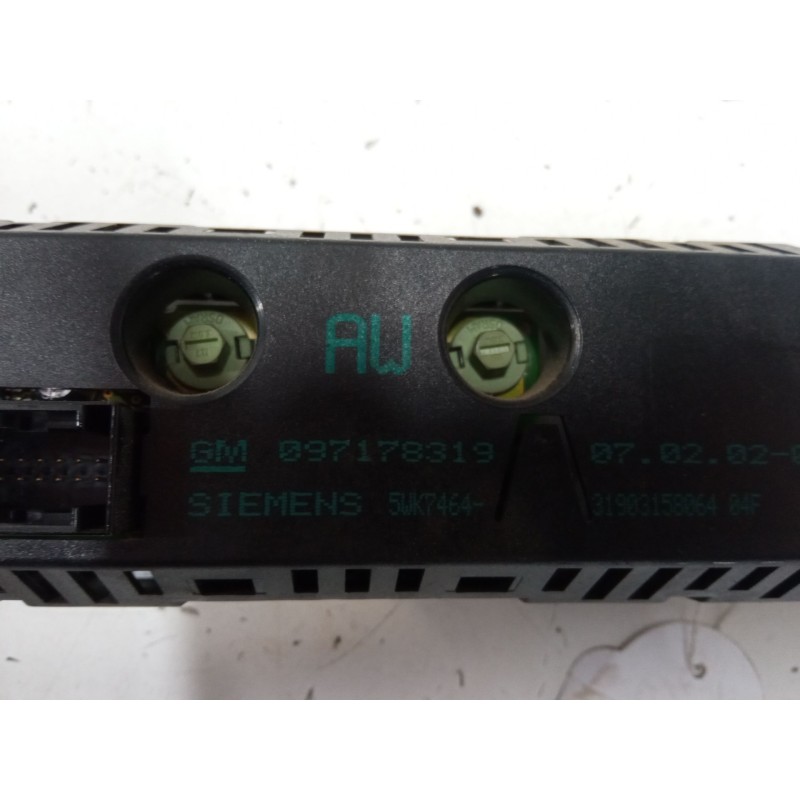 Recambio de pantalla interior reloj para opel frontera b (u99) 2.2 dti (6b_66, 6b_76) referencia OEM IAM 097178319 5WK7464 