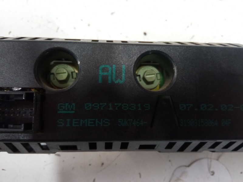 Recambio de pantalla interior reloj para opel frontera b (u99) 2.2 dti (6b_66, 6b_76) referencia OEM IAM 097178319 5WK7464 