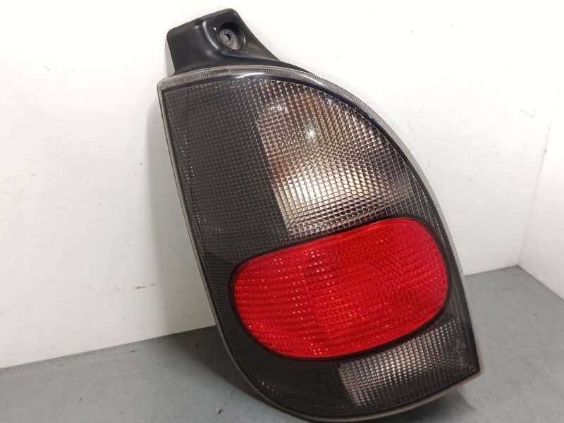 Recambio de piloto trasero izquierdo para renault espace iii (je0_) 3.0 v6 24v (je0g, je0r) referencia OEM IAM 6025301101  