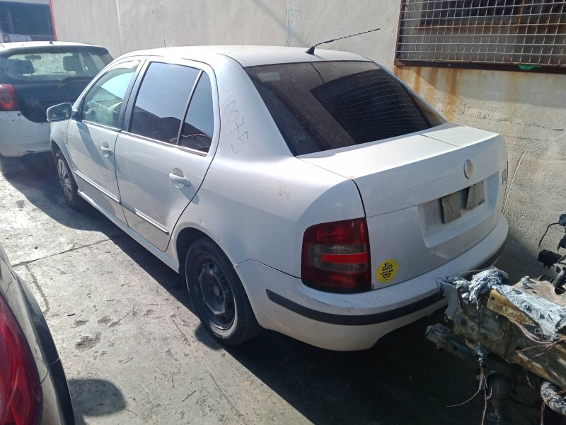 skoda fabia i sedán (6y3) del año 2007