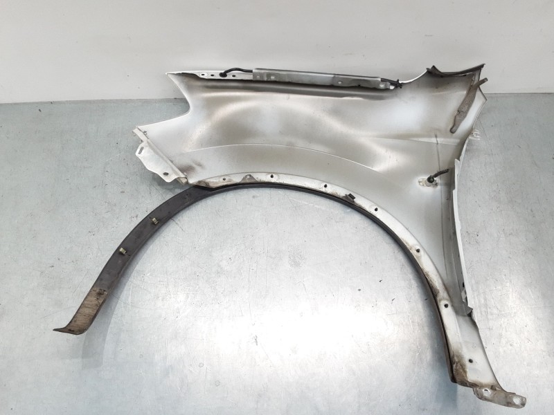 Recambio de aleta delantera derecha para nissan qashqai i (j10, nj10) 1.6 referencia OEM IAM con aletin  