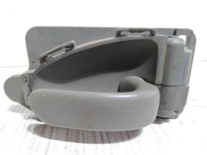 Recambio de maneta interior puerta trasera derecha para citroën xsara picasso (n68) 2.0 hdi referencia OEM IAM 9631487677  