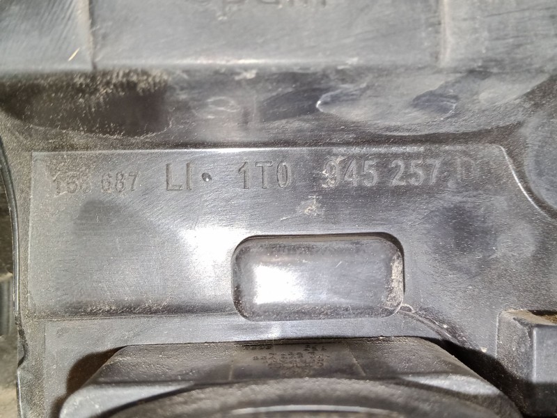 Recambio de piloto trasero izquierdo para volkswagen touran (1t1, 1t2) 1.9 tdi referencia OEM IAM   