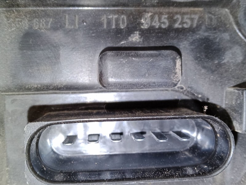 Recambio de piloto trasero izquierdo para volkswagen touran (1t1, 1t2) 1.9 tdi referencia OEM IAM   