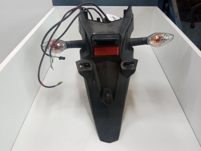 Recambio de porta matricula para honda glr125 referencia OEM IAM   