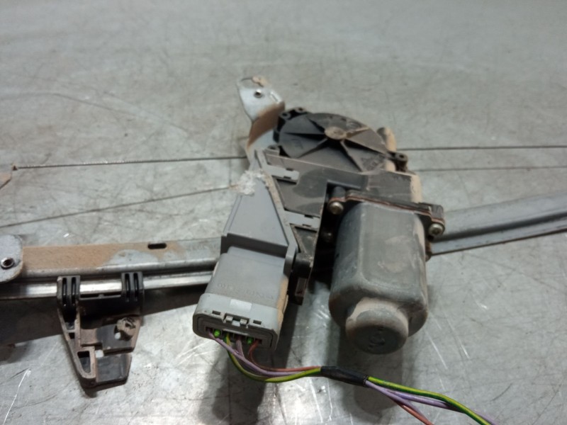 Recambio de elevalunas electrico delantero derecho para citroën c3 i (fc_, fn_) 1.4 i referencia OEM IAM 400618F  