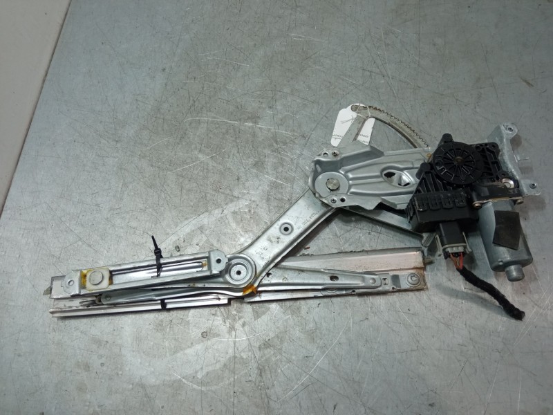 Recambio de elevalunas electrico delantero izquierdo para opel astra g hatchback (t98) 2.0 dti 16v (f08, f48) referencia OEM IAM