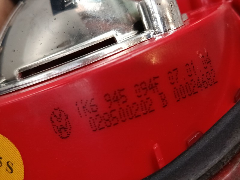 Recambio de piloto trasero porton derecho para volkswagen golf s fm5af007m4 referencia OEM IAM 1K6945094F  