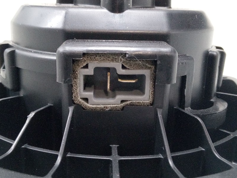 Recambio de motor calefaccion para kia picanto iii (ja) 1.0 referencia OEM IAM   