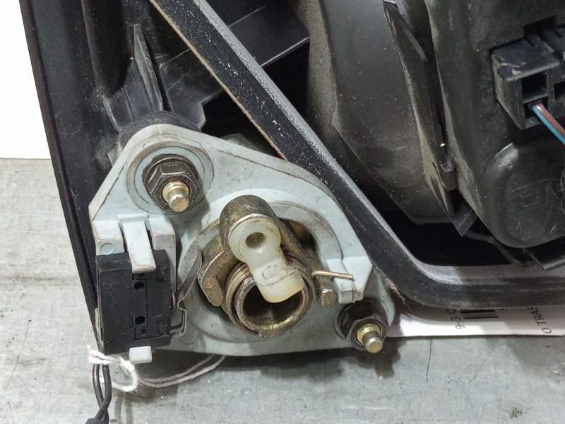 Recambio de piloto trasero porton derecho para saab 9-3 cabriolet (ys3d) 2.0 turbo referencia OEM IAM   