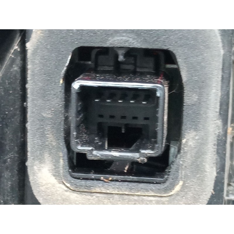 Recambio de piloto trasero izquierdo para renault kangoo be bop (kw0/1_) 1.5 dci 75 referencia OEM IAM   