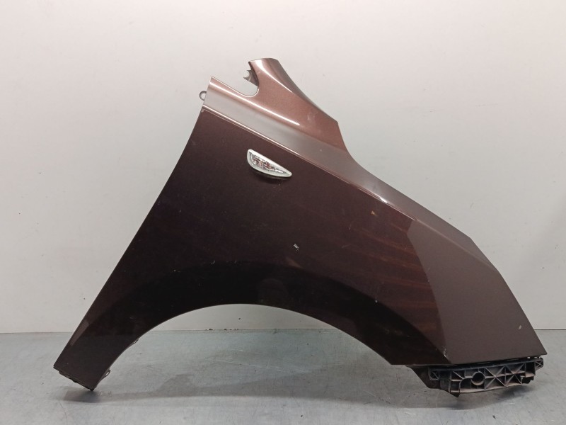 Recambio de aleta delantera derecha para hyundai ix35 (lm, el, elh) 2.0 crdi referencia OEM IAM 663212S000  